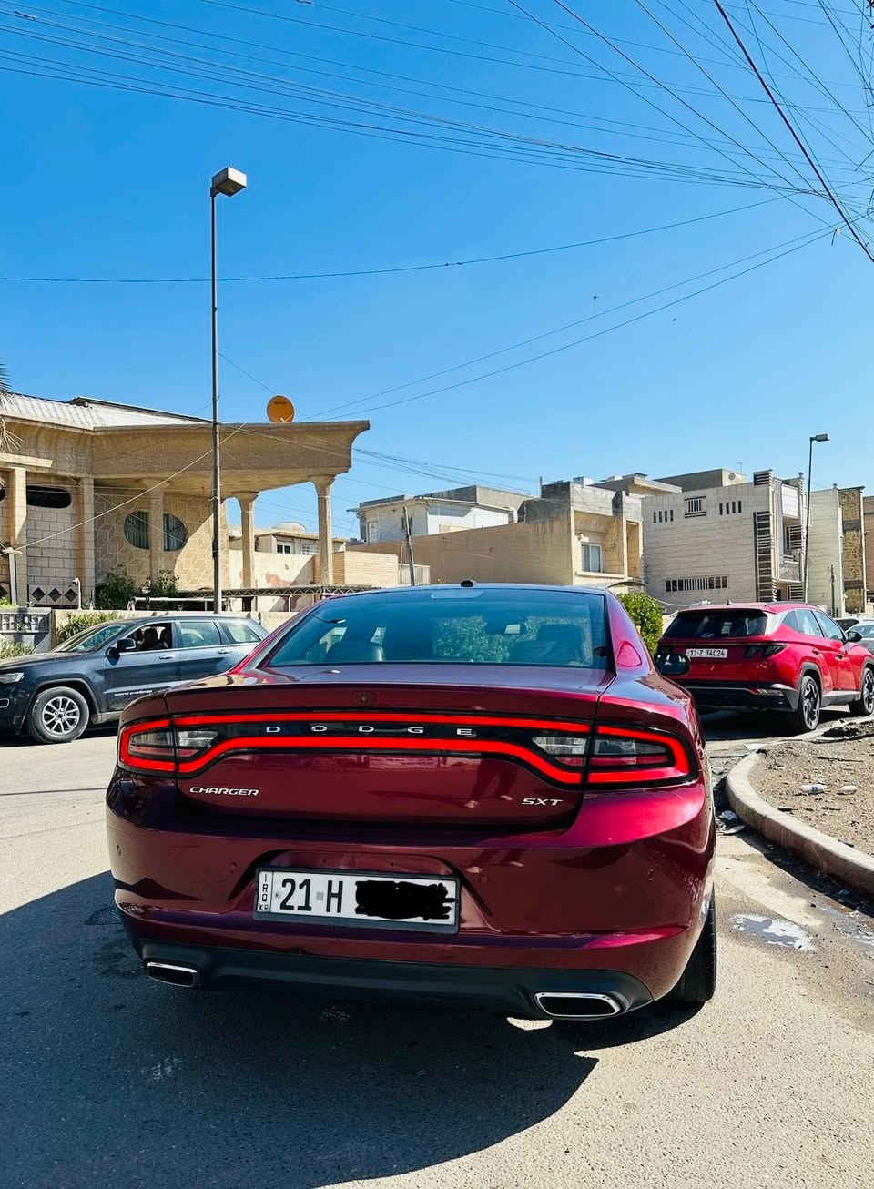 جارجر 2017 SXT plas كندي (كلين)
بيع او مراوس
فول مواصفات 
رقم سليمانية بسمي 
ماشية 100الف 
سيارة كلش جديدة ونظيفة
استخدام شخصي 
محرك 3600
فتحة
بصمتين وياه
تشغيل عن بعد
 رادارات
مري قلاب 
كشنات جلد 
تدفئة تبريد كشنات الامامية والخلفية
كشنات كهرباء 
سستم صوت الباين
تو ويل
ويل حجم 20 
تخم تايم جديد
شاشة جبيرة
سنوية وهزة جدد
سيارة جاهزة وخير من الله وكلة على وضع الشركة
مكانه الكوت 
اكتب تم ويجيك السعر على خاص
***********
***********
