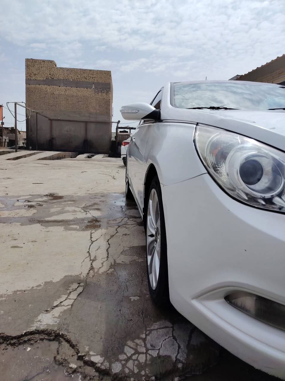 السلام عليكم سوناته موديل 2011 مكفوله جديد وجاهزه كير مكينه حداديه تخم تاير مابيه اي نقص فول مواصفات رقم سنويه جديد  بسمي تريد وكاله او تحويل حاضر  السعر 123بالخير عله الياخذه  مكان الديوانيه رقمي ***********
