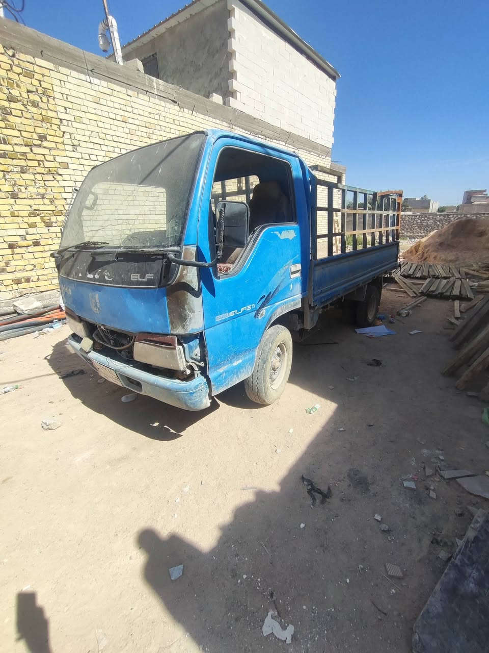 سلام عليكم ازوزه موديل 2002
كير ومحرك كيه 3000 شاصي مكفول

رقم الماني بيه حصه كاز راعيه مااندله

السعر 18 وبيه مجال بسيط 
***********
