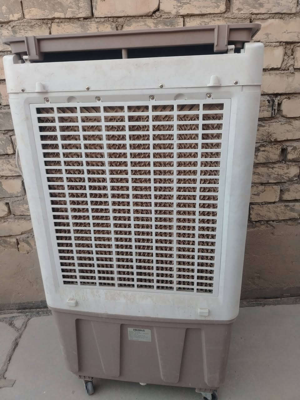سلام عليكم مبرده حجم وسط استخدام قليل كلش بعدها جديده اي خلل مابيها عل فحص هواها يخبل سعر 100 وبيها مجال مكان بغداد العبيدي


**إذا كنت صاحب هذا الإعلان وتريد حذفه لأي سبب، رجاءا أرسل رسالة إلى الدعم الفني**