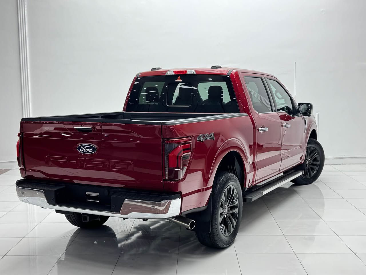 السلام عليكم

للبيع :  Ford  /  2024  /  F-150 

المواصفات: LARIAT 

الضرر : جاملخ واحد تعديل بارد

السيارة بدون رقم تترقم شمالي 

السعر : 37000$

للاستفسار : ***********

عنوان السياره : أربيل شارع 100 معرض فجر الخليج أربيل, العراق
