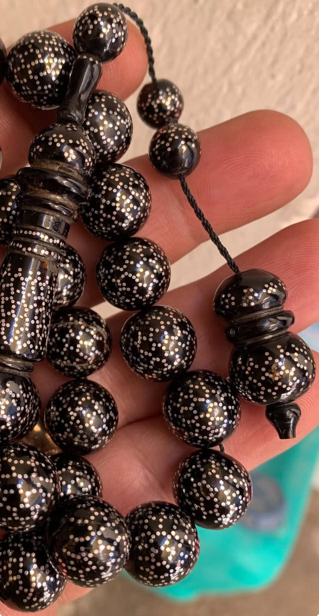 مسباح يسر حجازي البحر الأحمر تنبيت فضة عيار الف نظافة تامة السعر ٢٢٥ ألف


**إذا كنت صاحب هذا الإعلان وتريد حذفه لأي سبب، رجاءا أرسل رسالة إلى الدعم الفني**