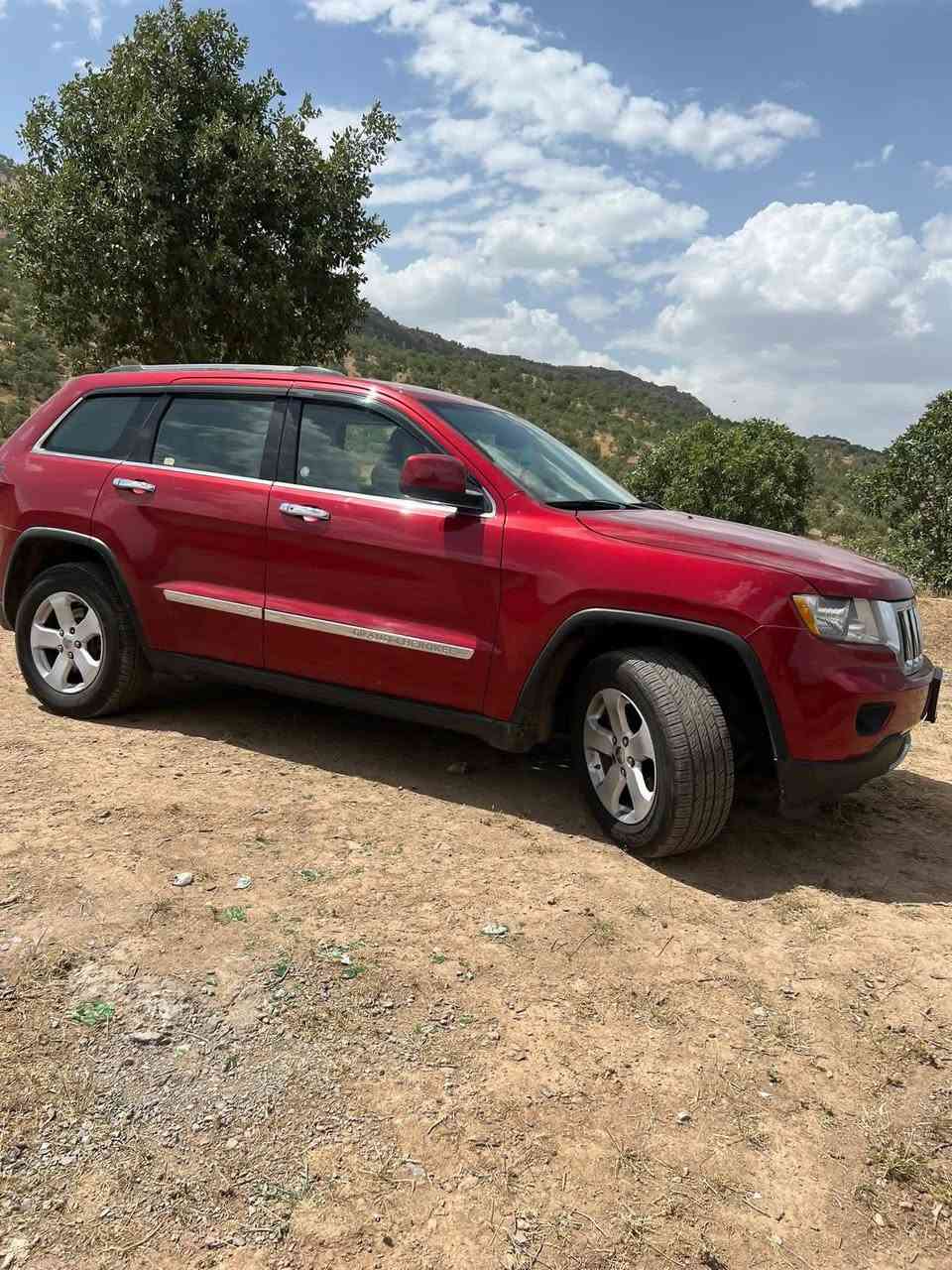 سلام عليكم (تم تنزيل السعر)
جيب لاريدو 11 امريكي كلين بدون حادث بدون ايرباك بيها بارد وصبغ نص باب خلفي فقط مكينه3600 خير من الله تبريد قطعتين ثلج تخم تاير قبل 3اشهر شادة صدر امامي خلفي قبل شهرين شادة مواصفات عاديه شاشه وكامره ماشيه318الف وقابل للزيادة فور ويل ملغي سيارة مال جناي بسمي تحويل ثاني يوم السعر 165$ وبيها مجال قليل مكاني الكاظمية *********** متواجد ع النت
