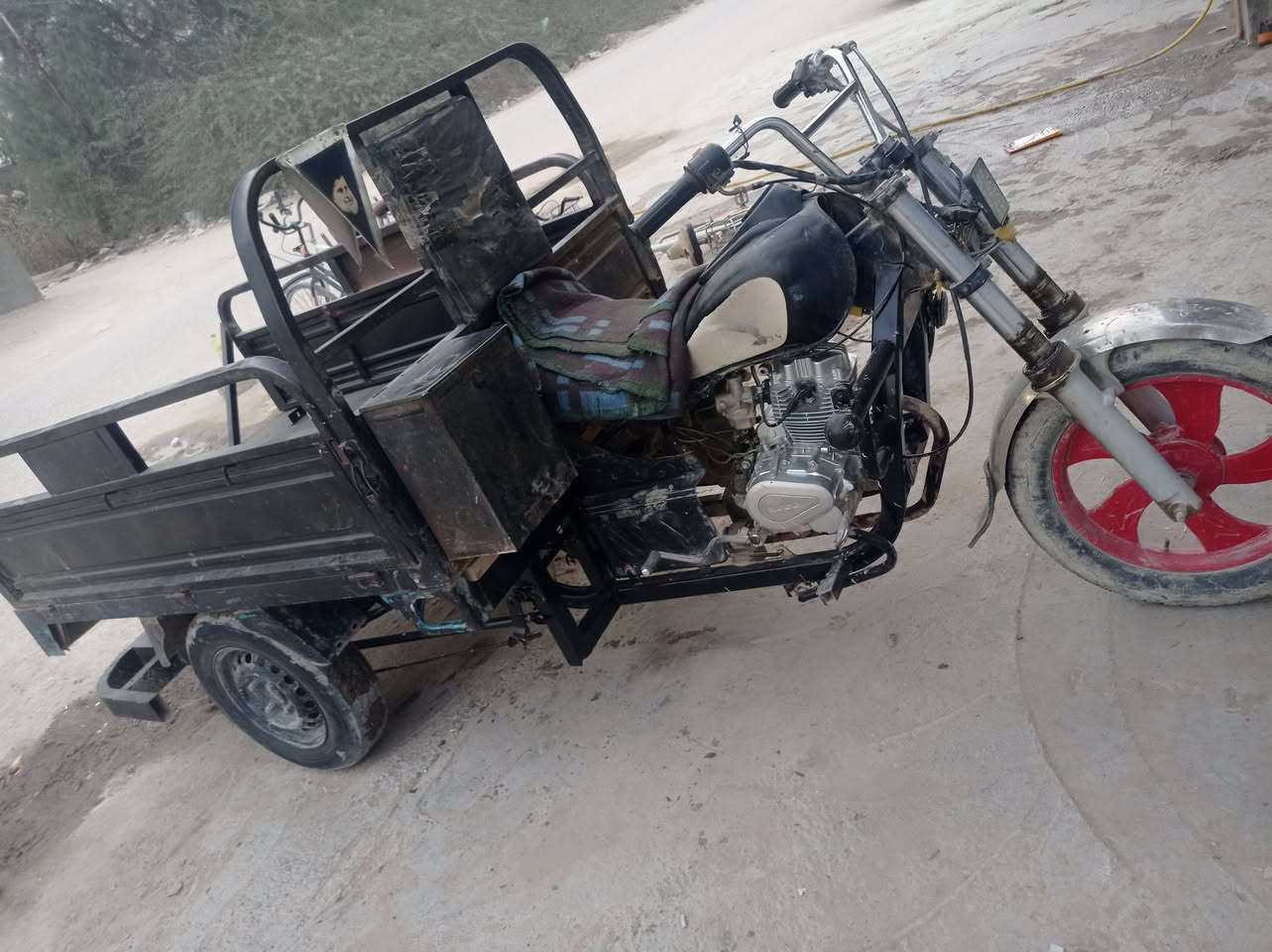 البيع كلك مكفوله 
مكينه توني شاده 10ايام مكاني براكيه السعر 800 وبيه مجال  سويلك مكاتبه عن السرقه الشراي يتصل على الرقم ***********
