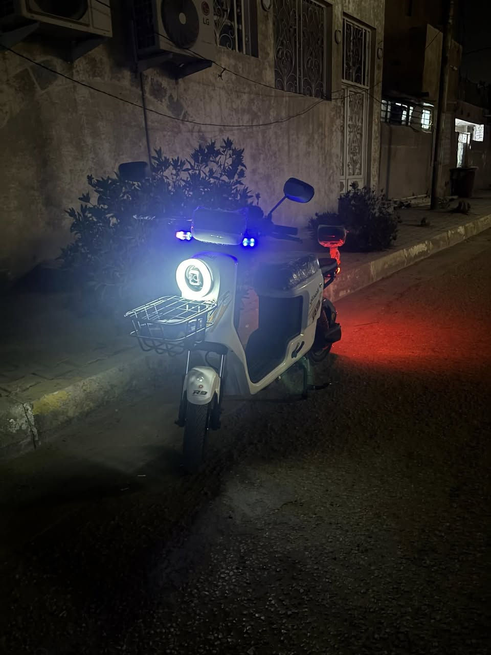 سلام عليكم باسكل شحن اخو الجديد R9بطارياته ٢٥ امبيربطاريات اليثيوم السعر٥٠٠وبي مجال بصيط عنوان كربلاءالجمعيه


**إذا كنت صاحب هذا الإعلان وتريد حذفه لأي سبب، رجاءا أرسل رسالة إلى الدعم الفني**