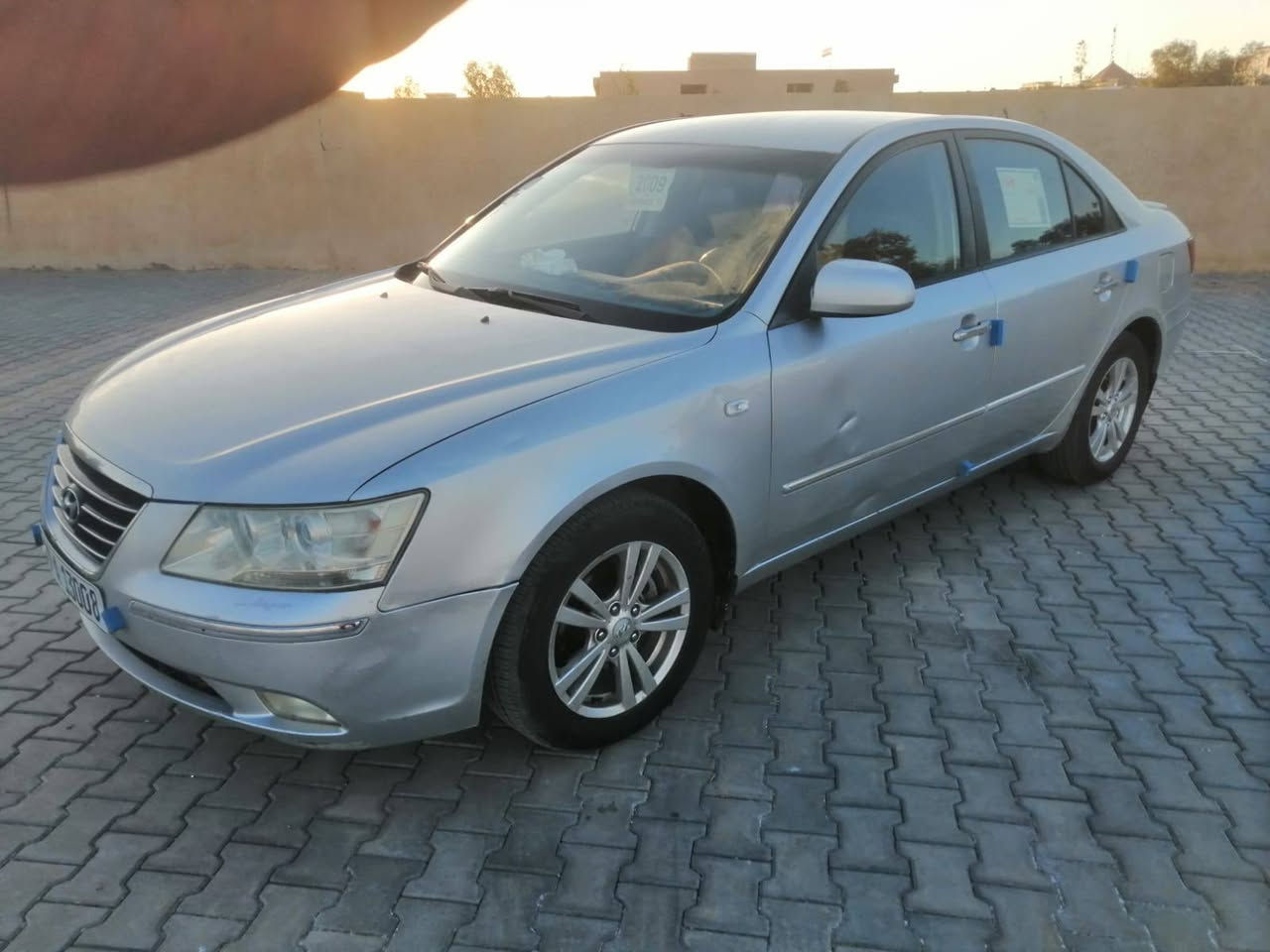 المقدس للبيع .
سوناتا 2009 وارد كوري خط واحد بانزين محرك 2000  السياره جديده ومكفوله وجاهزه من كلشي محرك جديد شرط مامفتوح حداديه وتخم تاير جديد رقم واسط دولي وسنويه لل30  السعر 113  وبيه مجال ترهم مراوس وترهم قدميه ومده  مكاني واسط قضاء الحي   للاستفسار *********** / ***********
