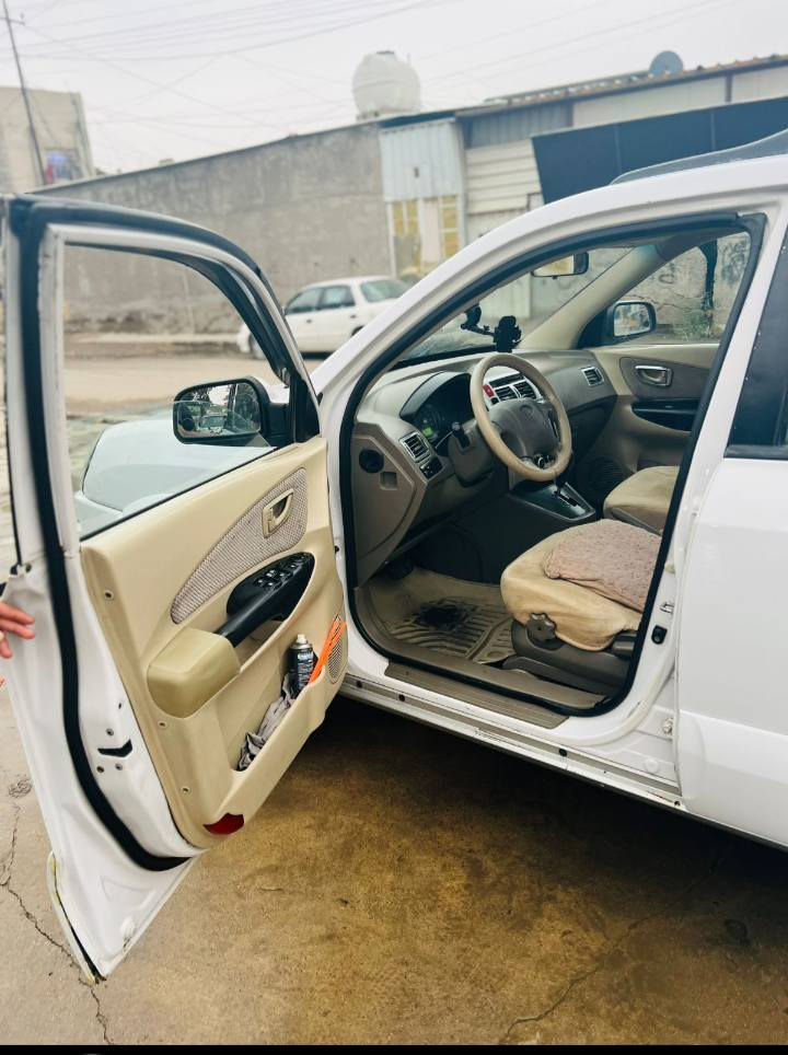 السلام عليكم ورحمة الله وبركاته
🚘 هيونداي توكسان 2009

📍 رقم شمالي – السيارة باسمي

📍 العنوان: بغداد – العبيدي – شارع مدرسة العابد

السيارة جاهزة من كل النواحي وعليها إدامة كاملة، والتفاصيل كالتالي:

🔹 المحرك (مكينة) جديدة مع إدامة كاملة:

نوزلات

بلكات

وايرات

دهن وفلاتر

كير ومحرّك أصليات

🔹 منظومة التبريد جديدة بالكامل (مشتغلة بالقصر الأبيض عند حسين وعمار):

فريز

راديتر

كمبريسر

صوندات

جميع القطع جديدة

🔹 طقم تايرات جديد

🔹 صدر، جِكّات، بوش، طبلة

🔹 دچّات كير ومحرك أصليات

🔹 لاستيك رباط جديد

🔹 الوصولات الخاصة بالإدامة موجودة

🔹 زوج درايم شفتات

🔹 تخم كامل بولبرنان 4 أويلات

📌 السيارة بيها مكانات صبغ

💰 السعر: 11,000 دولار قابل للتفاوض

🔁 بيع أو مراوس بأحدث

📞 للاستفسار: ***********

إخواني، أي شيء مذكور بالإعلان أتحمّل مسؤوليته بالكامل، وكل الأعمال تمت بإشرافي الشخصي.

للمهتمين يرجى الاتصال، وأنا بالخدمة 🌹
