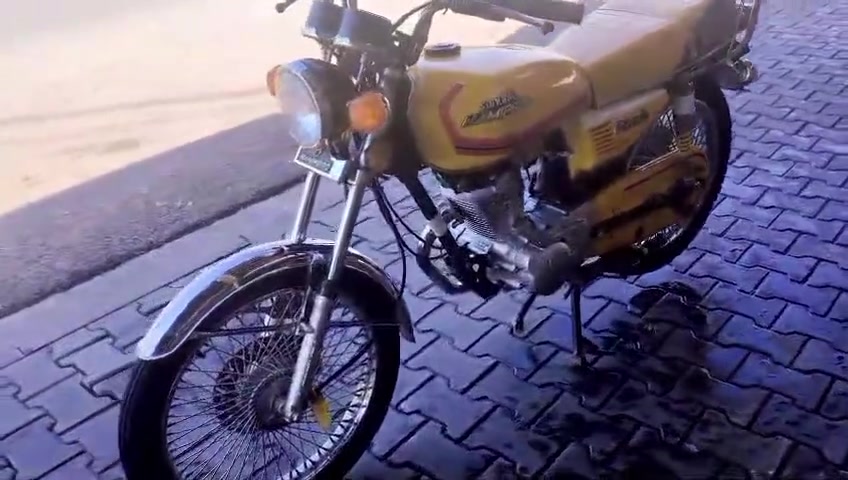 سلام عليكم ورحمه الله وبركاته
دراجه اربع كير للبيع 
موديل 23
اوراق أصولي 
السعر 750 وبيها مجال للشراي
المكان كوت حي الشهداء  وهذا رقمي 
***********
