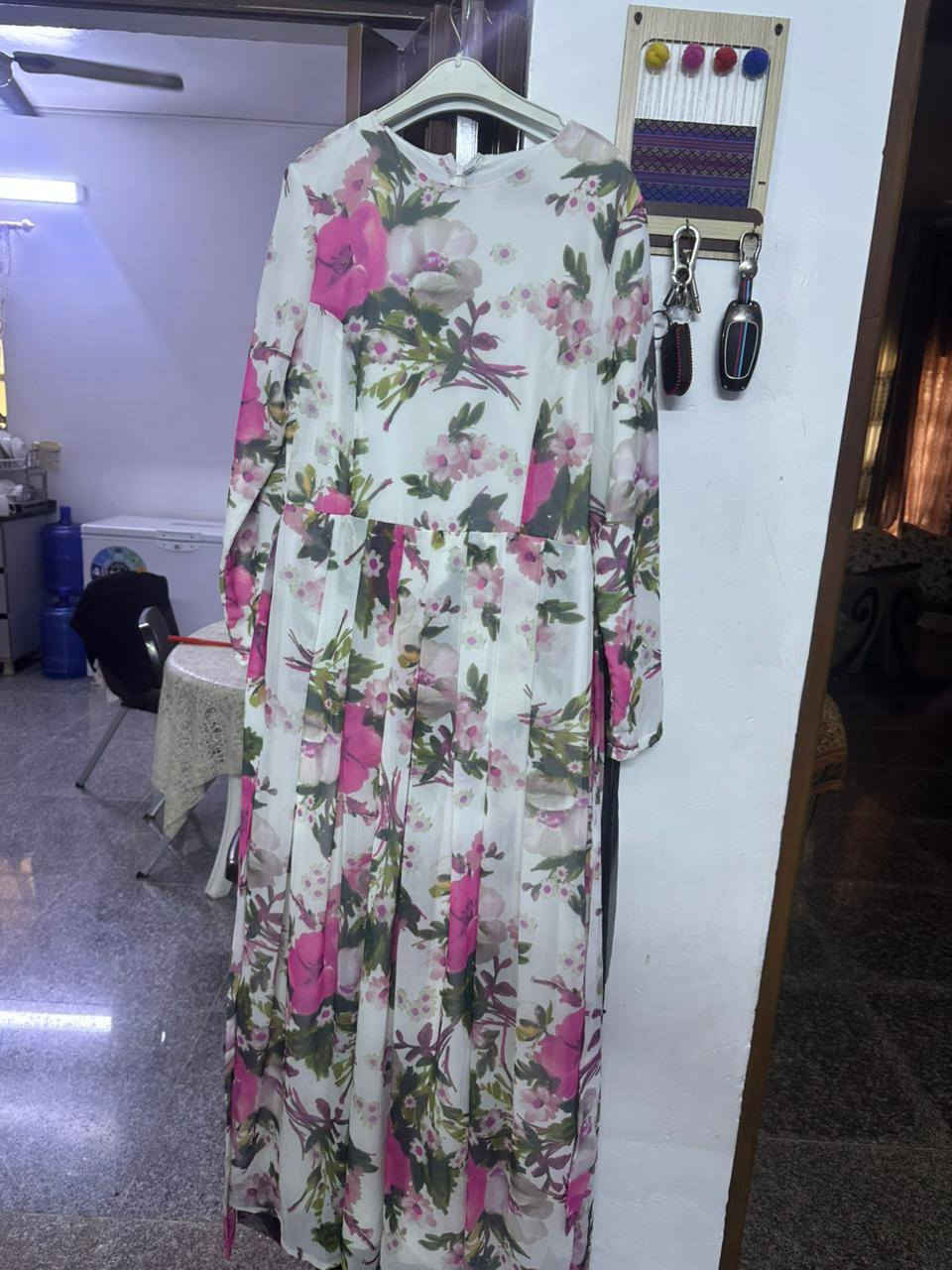 مرحبا عندي فساتين  نضيفات وسعرهم مناسب اكو اثنين مملبوسات


**إذا كنت صاحب هذا الإعلان وتريد حذفه لأي سبب، رجاءا أرسل رسالة إلى الدعم الفني**