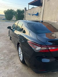 🚘 للبيع — كامري 2022 LE 🔹 وارد أمريكي 🔹 حادث جاملغ وبنيد فقط ❌ بدون لغ...