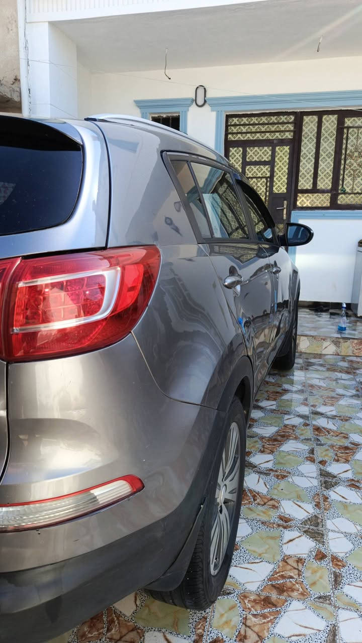 السلام عليكم سبورتج امريكي  مديل ١٣ كير عادي ست نمر للمراوس فقط وانطي فرق 
سبورتج مديل ١٣ كير عادي ست نمر 

رقم شمالي قديم

لون فيلي 

مكينة 2400 دوش المرغوب 

نص مواصفات 

اشاير بالمري 

5 راكب 

لايت زنون عالي وناصي 

تقفيل ابواب تلقائي عند السير 

حادثها بأمريكا جاملغ خلفي صفحة السايق 

وبيها جاملغ امامي صبغ اثر جراد 

وبيها باردات 

كير مكينة شاصي لغود مكفولات كفالة عامة 

سيارة جداً نضيفة 

قبل فترة سويت ادامة للمكينة 

سيارة نضيفة بمعنى الكلمة 

للمراوس فقط  بدون بيع 

وانطي فرق 

السعر. 110 وبيها مجال

متواجد خاص


**إذا كنت صاحب هذا الإعلان وتريد حذفه لأي سبب، رجاءا أرسل رسالة إلى الدعم الفني**