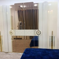 غرفه نوم مستعمله شهرين  متكونه من عشر قطع ويه شازلون عنوان بغدادً 0770...