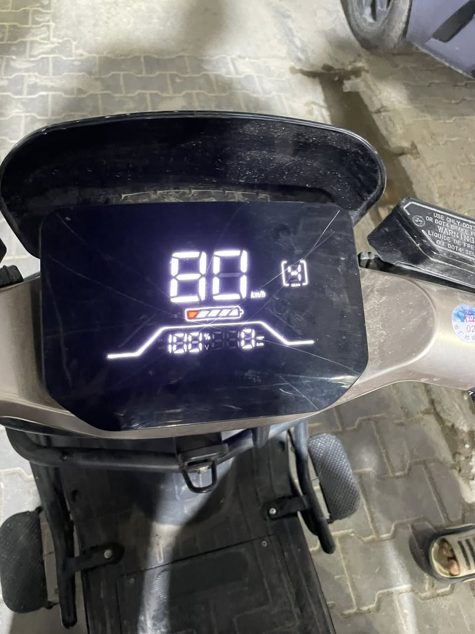 السلام عليكم دراجه شحن للبيع الدراجه قبل شهرين نازله من الرمبه وكلشي بيها كامل اسويج وبصمه وأوراقها كامله الدراجه نضيفه العنوان بغداد الوشاش وسعرها مناسب الشراي يتفضل خاص


**إذا كنت صاحب هذا الإعلان وتريد حذفه لأي سبب، رجاءا أرسل رسالة إلى الدعم الفني**