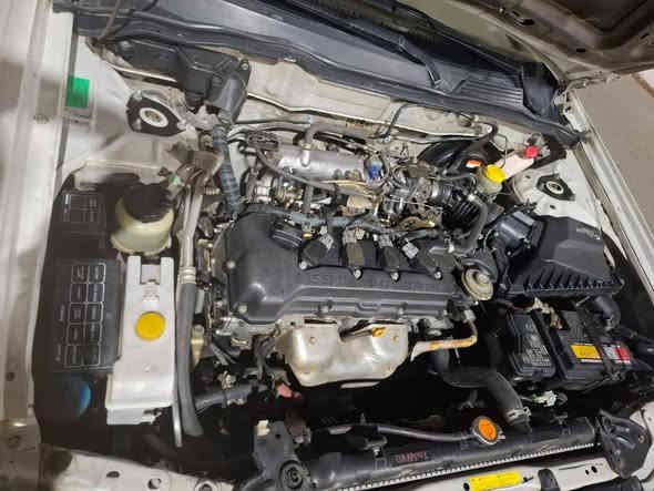 السلام عليكم
نيسان سني ياباني موديل 2008
رقم بغداد  
كير اوتماتيك . محرك نضيفات
 لون اسود
صدر . تايرات نظفيه 
تبريد شغال 
.........
ملاحظه / السياره مصبوغه جاملغ خلفي بدون دواخل والامامي بدون دواخل. 
السعر 97 وبيها مجال 
مكان السياره الانبار الرمادي 
للاستفسار ( *********** )
