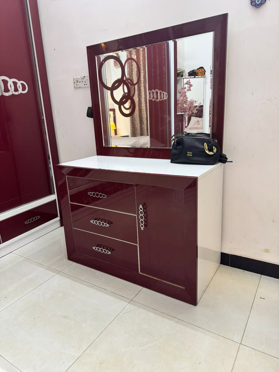 غرفه تركيه نضيفه شخط مابيها بعدها جديده السعر 450 وبيها مجال


**إذا كنت صاحب هذا الإعلان وتريد حذفه لأي سبب، رجاءا أرسل رسالة إلى الدعم الفني**