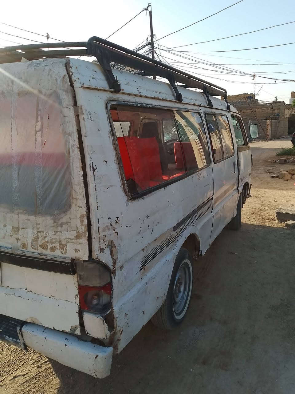 سياره للبيع كيه مازده 14راكب محرك كاز 3000 محرك وكسن شرط بس الكير بيه 4 رقم البصرة الماني موديل 92 ناصرية السكان صناعي *********** السعر 19
