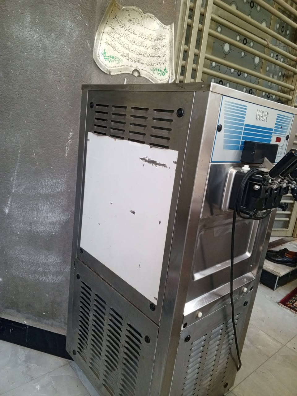 تصفية محل مرطبات المكائن للبيع
بستره صناعيه 60لتر /1
انتاجيهDS إيطالي عدد /1 
مع الشلال
سوفت تركي عدد 1
ماكنة ازبري ايطاليا ثلاث احواض/1
عارضة ايطاليه 12 بلنكات عدد/ 1
بلنكات حديد عدد /18
عارضة تجميد ايطاليه افقيه /1
ميز عرض عدد2 طول 3م /1.5 م
ميز جلوس منوع عدد6 /كراسي عدد 16 

علمآ جميع المواد استعمال قليل
*********** ابوالحسن 

📍عنوان البصره
