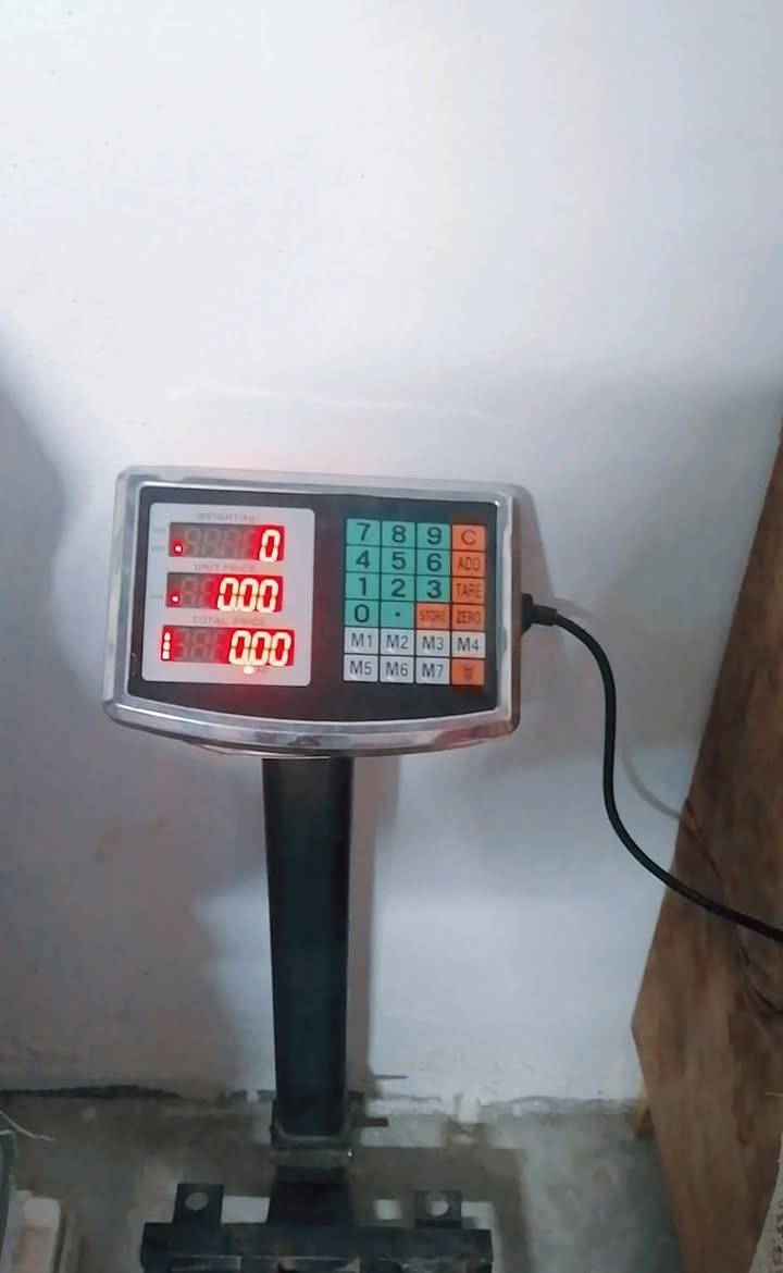 مكلف بالنشر
ميزان إلكتروني مستخدم قليل وزن تقريباً 100كيلو لو اكثر الشحن يبقى لاكثر من يومين متواصله السعر قيمو من حض وبخت


**إذا كنت صاحب هذا الإعلان وتريد حذفه لأي سبب، رجاءا أرسل رسالة إلى الدعم الفني**