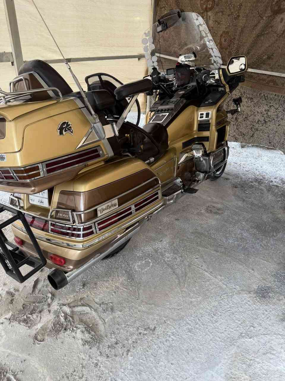 ‏سلام عليكم جولدن للبيع موديل 91 محدثة 2000 رقم بغداد دراجة كفالة السعر 45 ورقة وبيها مجال شي بسيط وكان الدراجة ديالى بعقوبة ***********￼
