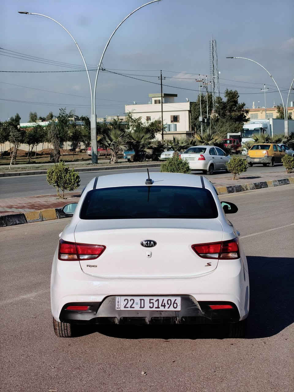 كيا ريو 2018 S
اني الشرعي شرط التحويل
رقم اربيل دولي
سنوية جديده 2030
هزه جديد
طخم تاير جديد
حداديه صدر جديد
گير AT
محرك شرط بانزين عادي بدون دوانز ولا تنقيص
كابون بانزين
موصفاتها S معروفة 
ضررها براس البوند مصلح نفسه مع تصليح بسيط براس الجاملغات السياره مامبدل بيها ولا قطعه كلها ليبل واحد
ضرر الصور مرفقة بالمنشور
للستفسار الأتصال
***********
***********
