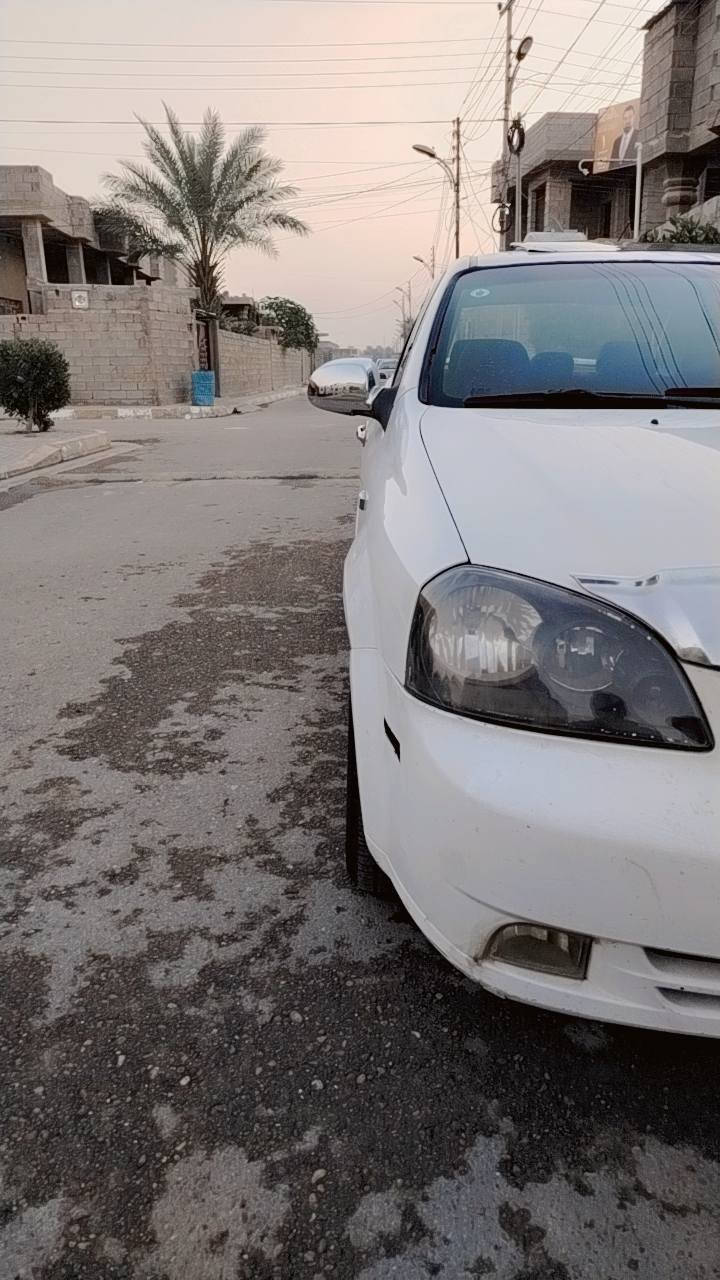 السلام عليكم سازوكي فورنزه للبيع محور محرك لكنزه كهربائيات شغاله مابيهه نقص تخم تاير  صدر ٪80 اومراوس حسب القناعه والسعر 60 وبيهه مجال وهاذ الرقم ***********
