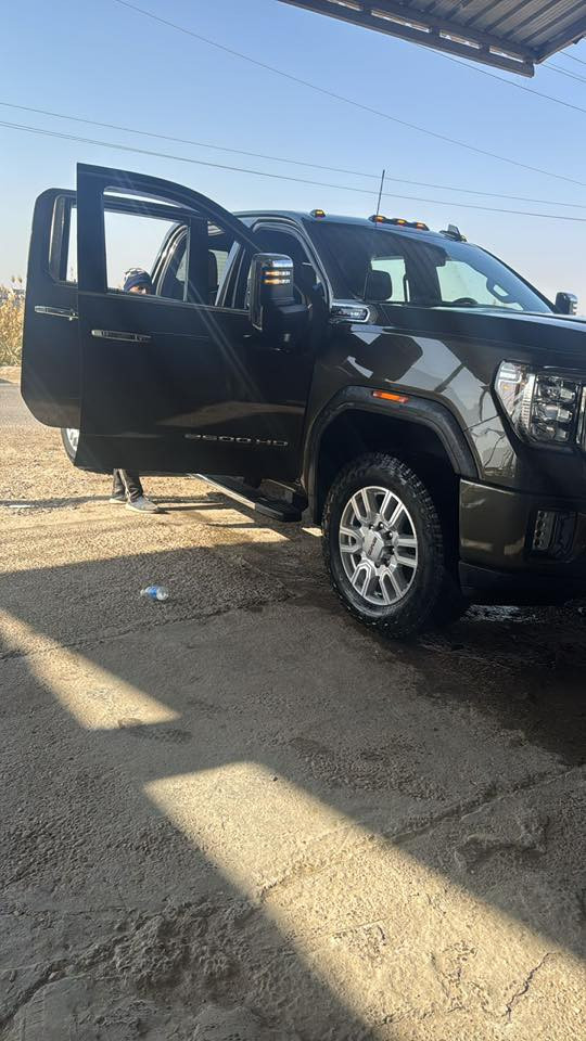 السلام عليكم جمسي سيرا موديل 2023فحل 8براغي محرك 8سلندر فول موصفات حادثها واضح بدون شواصي شرط فحص ايرباك دركةبيع اومروس محرك 6.6
***********
***********
