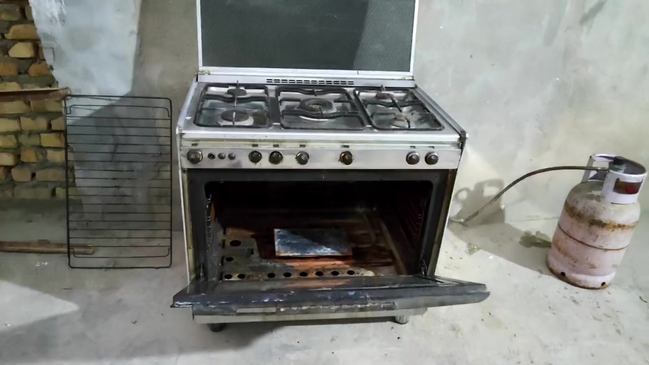 طباخ گريازي للبيع السعر 125 الشراي يتصل أو يجي خاص
***********
