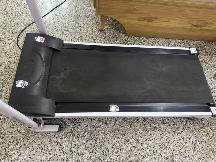 ثلاجة للبيع شركة LG
رايديها ب85
+ جهاز جري ب100
نضيفات بدون اضرار استخدام قليل

العنوان بغداد اليوسفية


**إذا كنت صاحب هذا الإعلان وتريد حذفه لأي سبب، رجاءا أرسل رسالة إلى الدعم الفني**