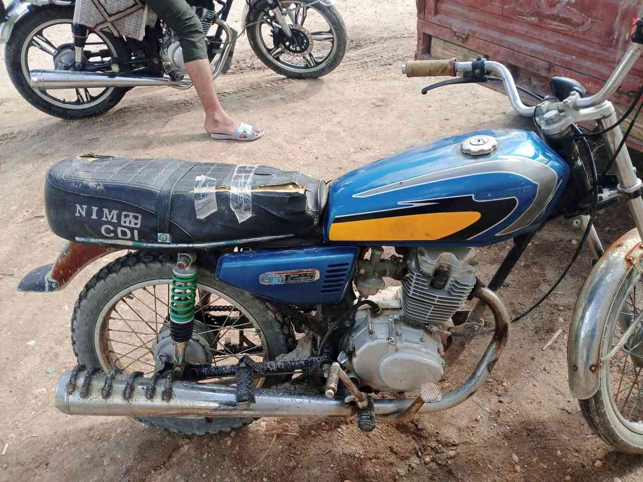 سلام عليكم دراجه البيع عوزه كشن وتانكي كلك بيه بليته سعره 225وبيه مجال الشراي يجي خاص مكاني كربلاء طوريج *********** الشراي يجي خاص
