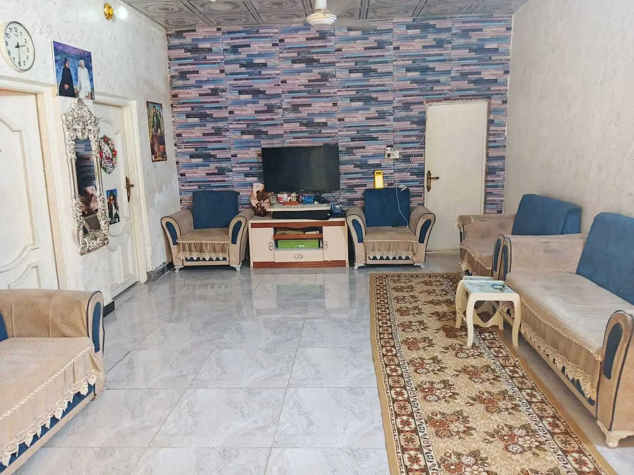 بيت زراعي المساحة 380 متر للبيع 
البناء بلوك  ورف شقق الزيتون مقابل سيد هاشم ابو عرابيد 
غرفة نوم عدد 2
استقبال 12 متر
صالة
مطبخ 
حمام داخلي وخارجي
حديقة
طارمة 100 متر
الارضية بورسلاين هندي
السعر//35


**إذا كنت صاحب هذا الإعلان وتريد حذفه لأي سبب، رجاءا أرسل رسالة إلى الدعم الفني**