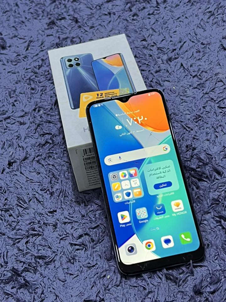 سلام عليكم
جهاز للبيع هونر x6
ذاكره 256 فول سلاسه 
بس شاشه شويه مكسره بس تشتغل 
سعره 50 ألف 
العنوان بغداد دوره حي صحه 
***********
فقط واتساب
