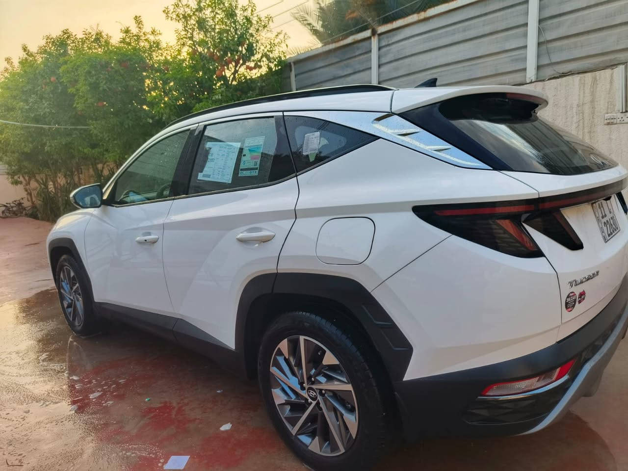 السلام عليكم 
هونداي توكسان
موديل 2024
ماشيه 34  الف
رقم بغداد تحويل مباشر
مكفوله كفاله عامه 
مواصفات فول عده الفتحه
كشنات جلد
بصمة تشغيل
كشنات الاماميه كهرباء
حساسات
وبقية المواصفات معروفه السياره جديده ومابيه كل نقص
سعره    220   ورقه وبيه مجال بصيط
مكانه كربلاء ***********
