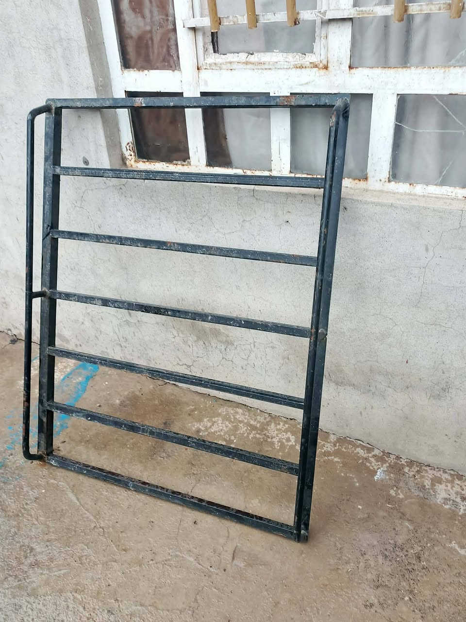 السلام عليكم سيباي للبيع ترهم جميع السيارات التواصل هاتف ***********
