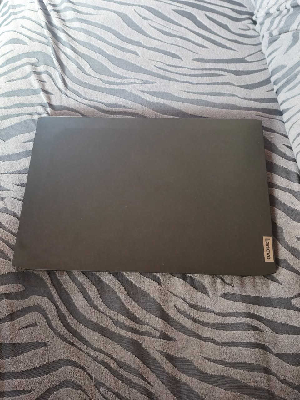 السلام عليكم
لابتوب لينوفو IdeaPad gaming 

الجهاز استعمال شخصي يوتيوب وسينمانا نظافة 97%

AMD Ryzen 5 5600H

GTX 1650 4GB

16GB RAM 

500GB SSD

السعر 600 الف وبيه مجال قليل

0772 810 5537 ☎️
