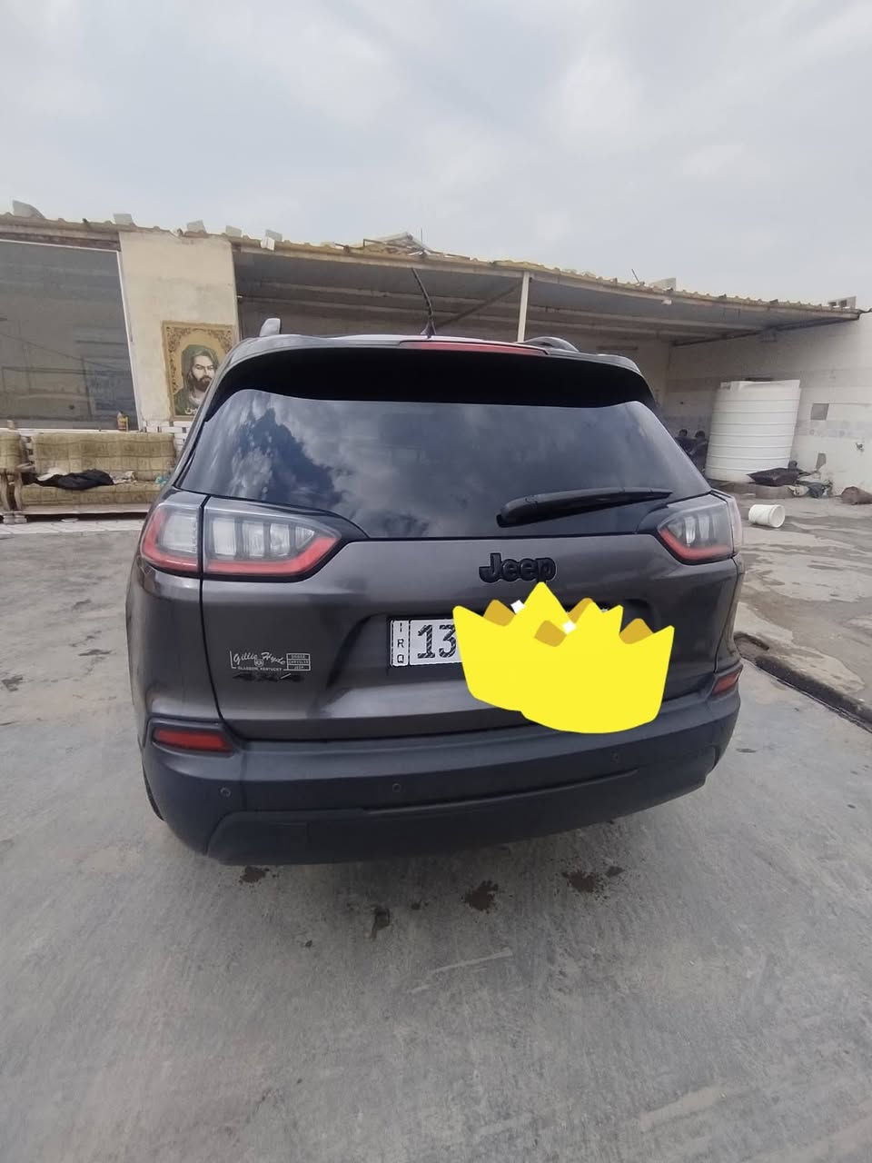 جيب بزون موديل 2019 الحادث جاملغ السائق وشويه من بنيد الدواخل نضيفه السياره فور ويل جاهزه السعر 120 بيه مجال قليل ***********
