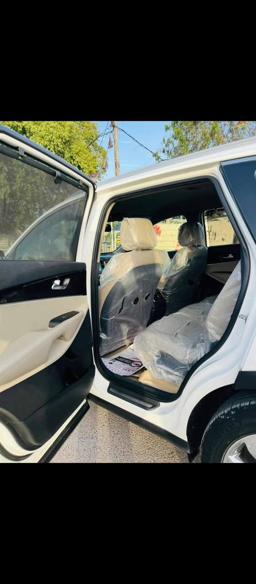 سورنتو 2016 خليجي ماشيه 120 سياره جديده تخم تاير جديد حداديه جديده جاهزه من كلشي
7 راكب 3 قطع تبريد مري شفط اشاره بل مري حساسات  خلفي امامي سياره فول عده الفتحه 
رقم  اربيل شرط التحويل او وكاله 
مقعد  السايق كهرباء  تحكمات استيرن جهتين  
حجم المحرك 4 سلندر دوش دوش كير محرك كفاله  سياره كفاله عامه من تبديل عدى البارد بيها بابين مرخايات علمود البارد
السعر 185بيها مجال جدا جدا بسيط حك الجيه
مكان سياره ديوانيه المهناويه 
***********
سونار مرفق مع الصور
