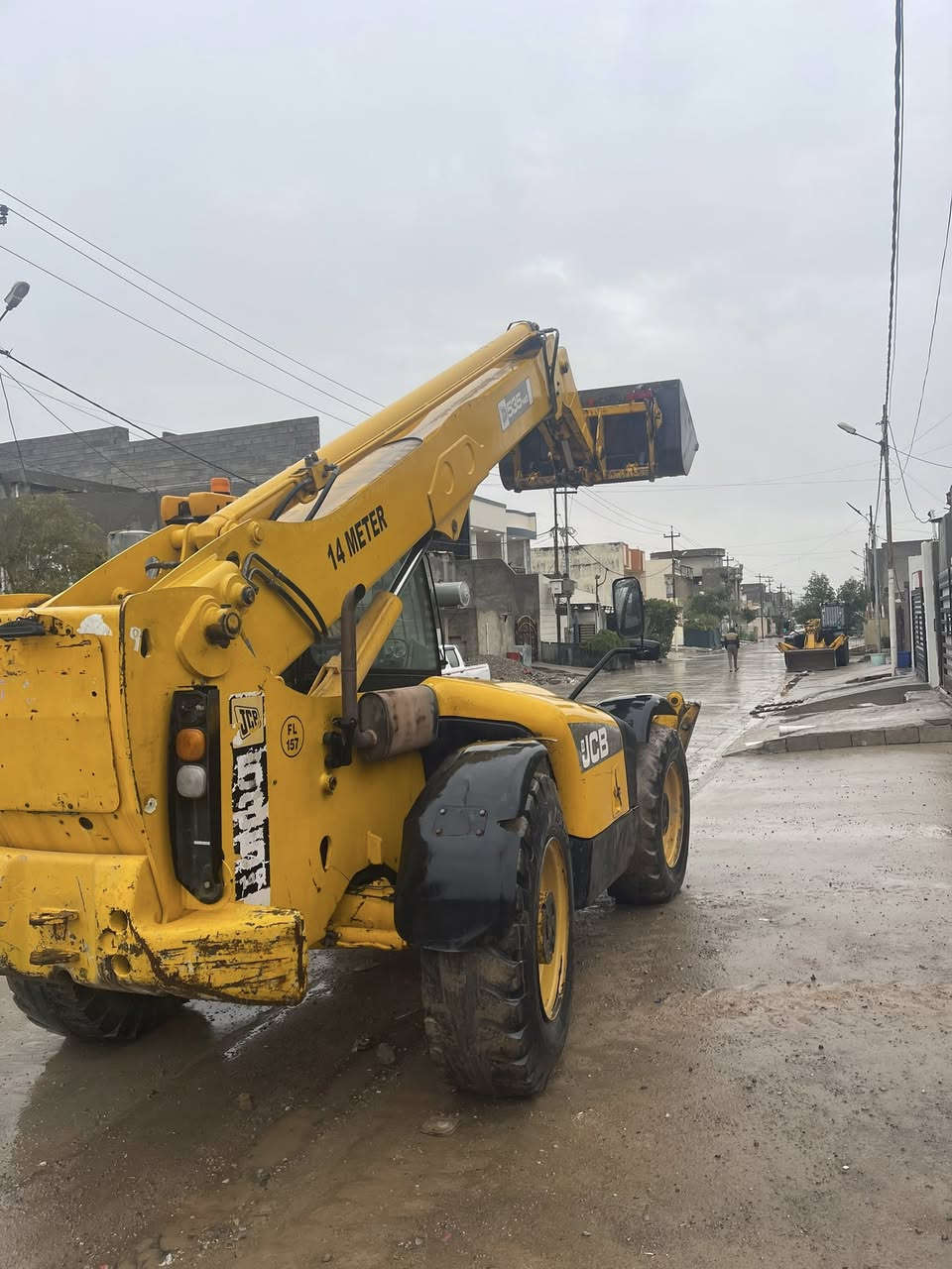 السلام عليكم رافعه شفل للبيع 2007 فوول عادي ويل 25 محرك كير ب الشرط الاستفسار اتصال على الرقم ***********
