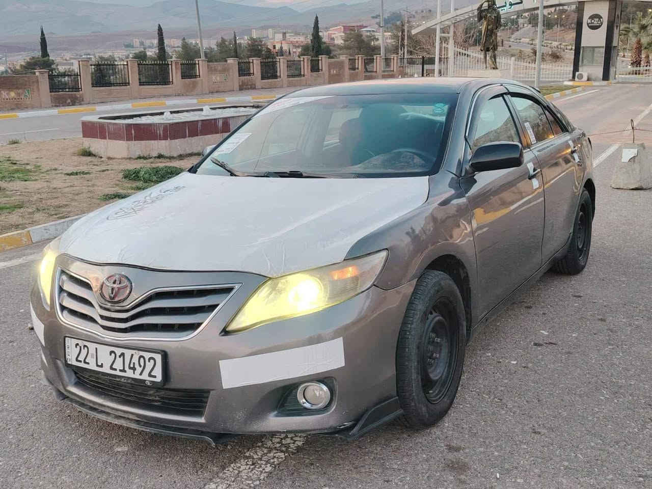 کامري 2011 LE چوار پستؤن 
ببلاد سپؤرت 
کوشن کاره بای 
سوو کان قؤليؤم /ته حدید سرورعه لایت زینؤن 
شا شه کا میرا 
سوو کان په پووله 
سه نه وي و ر قه م نوي کؤ بؤني به نزین هي 
حیزام  سياركه مكينه كير به شه رت سنويه نويه هزه نويه بناوي خومه تحويل غرامه  به شه رت سعر 95 ومجال  له كويه م *********** كويسينجاك, أربيل
