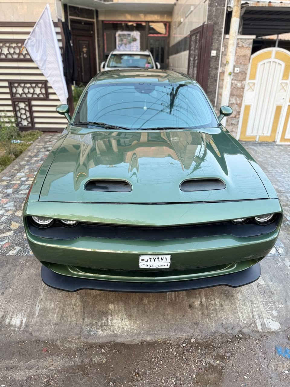 سلام عليكم جالنجر لون زيتوني
2023 مرقم كامل باسمي حادثها موجود بالصور 
السعر 168 
مكاني زيونه 
***********
