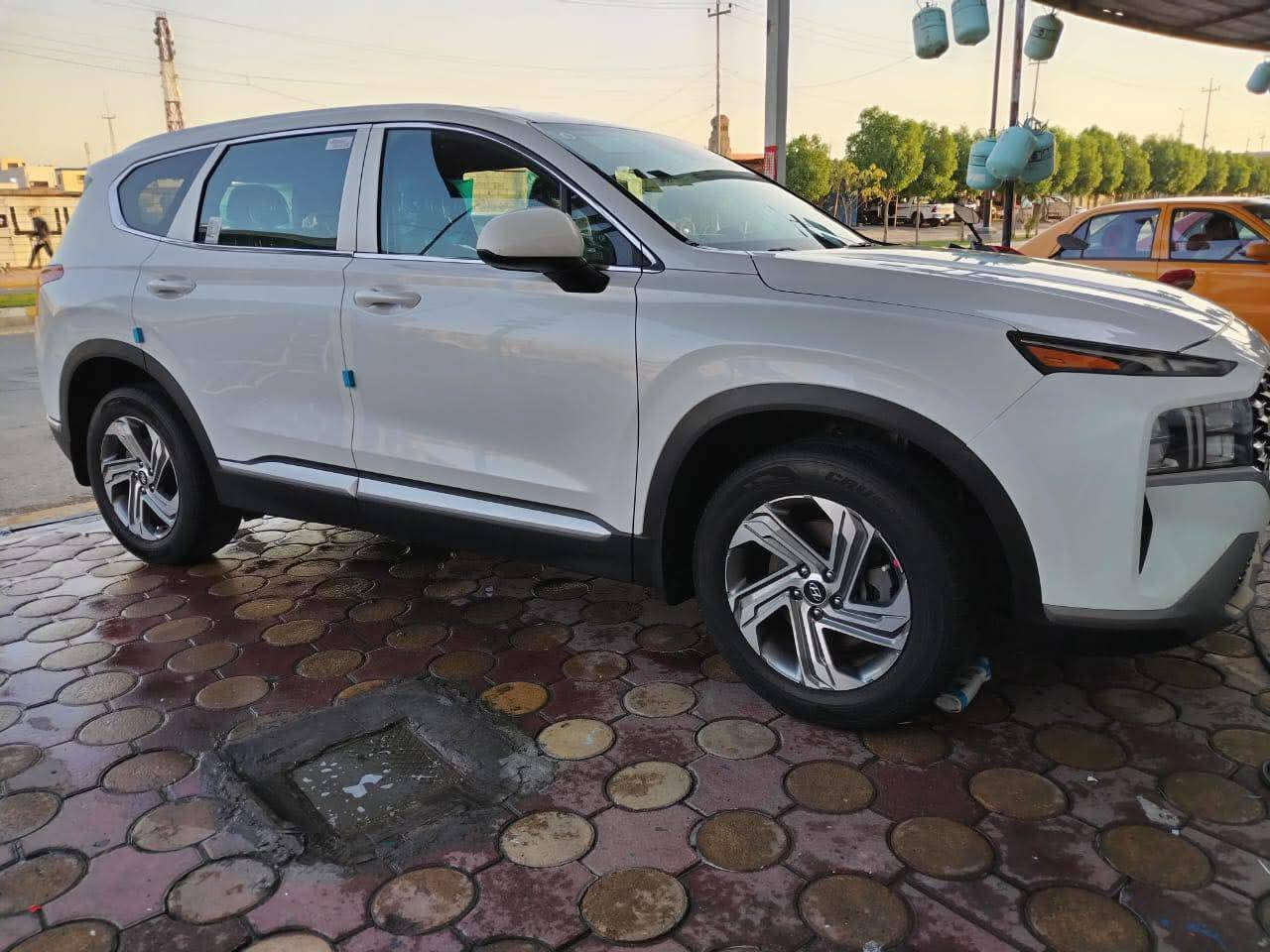 سنتافيا 2022 وارد امريكي كلين تايتل بدون ضربة بدون صبغ بدون بارد
السيارة على وضع الشركه

مكان السيارة بغداد 

رقم بغداد الانكليزي الجديد!!! 

رادار امامي

هندبرك بصمه

كير بيانو

توقف ذاتي لتجنب الحوداث

تحديد مسار

إطفاء ذاتي

لايت زنون بلادي LED‏

تعليق تلقائي

ماشيه 59 الف كيلو سياره جديده بحاله الزيرو كلين

السعر 230 

هاتف : ***********
