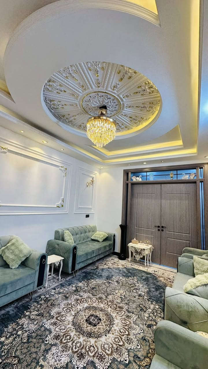 كربلاء المقدسه ؛:  السعر (١٧٥)مليون
يالله اسلام عليكم

بيت مساحه (100)متر طابق واحد بناء جديد

يتكون البيت من غرفتين نوم+ستقبال+مطبخ 

حار +مطبخ بارد+صاله+مجاميع صحيه 

داخليه خارجيه +طارمه +مناور عدد 2

جنس العقار طابو سند ٢٥ بستان ملك صرف 

كافت الخدمات متوفره ماء/مجاري/كهرباء/

خط مولد ذهبي/ويبعد عن التبليط 30 متر

الشارع الكدامه عرض(8)متر

العنوان كربلاء كنطره السلام

يبعد عن المام الحسين ع مسافه كيلو ونص

(يصلح سكن)(يصلح حسينيه)

مزيد من المعلومات تصال ومراسله عبر 

والوتساب

***********

***********‏

‏‎في حال لم يتوافق العقار مع رغبتكم او لم يكن بقدر امكانيتكم 

‏‎زوروا موقعنا  للتصفح على اكثر عدد من العقارات المتوفره
