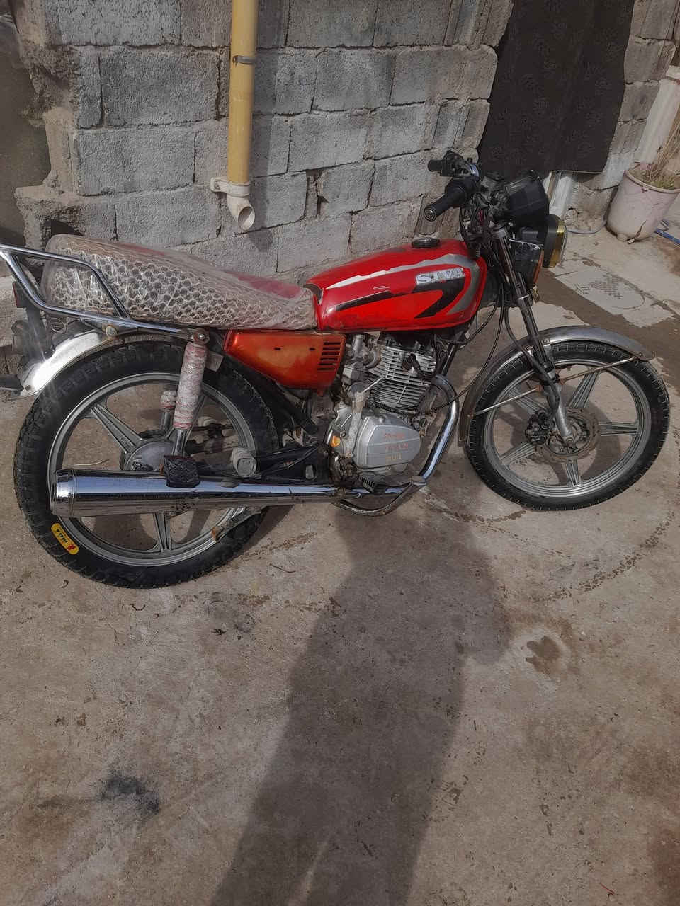 دراجه للبيع أيراني سيفان موديل 2019 نضيفة خير من الله بيهه تبخير قليل كلشي شغال بيهه سلف هندر بس باتري عوزهه سعرهه 300 و بيهه مجال تجي تشوف وبيك خير وتدلل مكاني بغداد شهداء لبياع ***********
