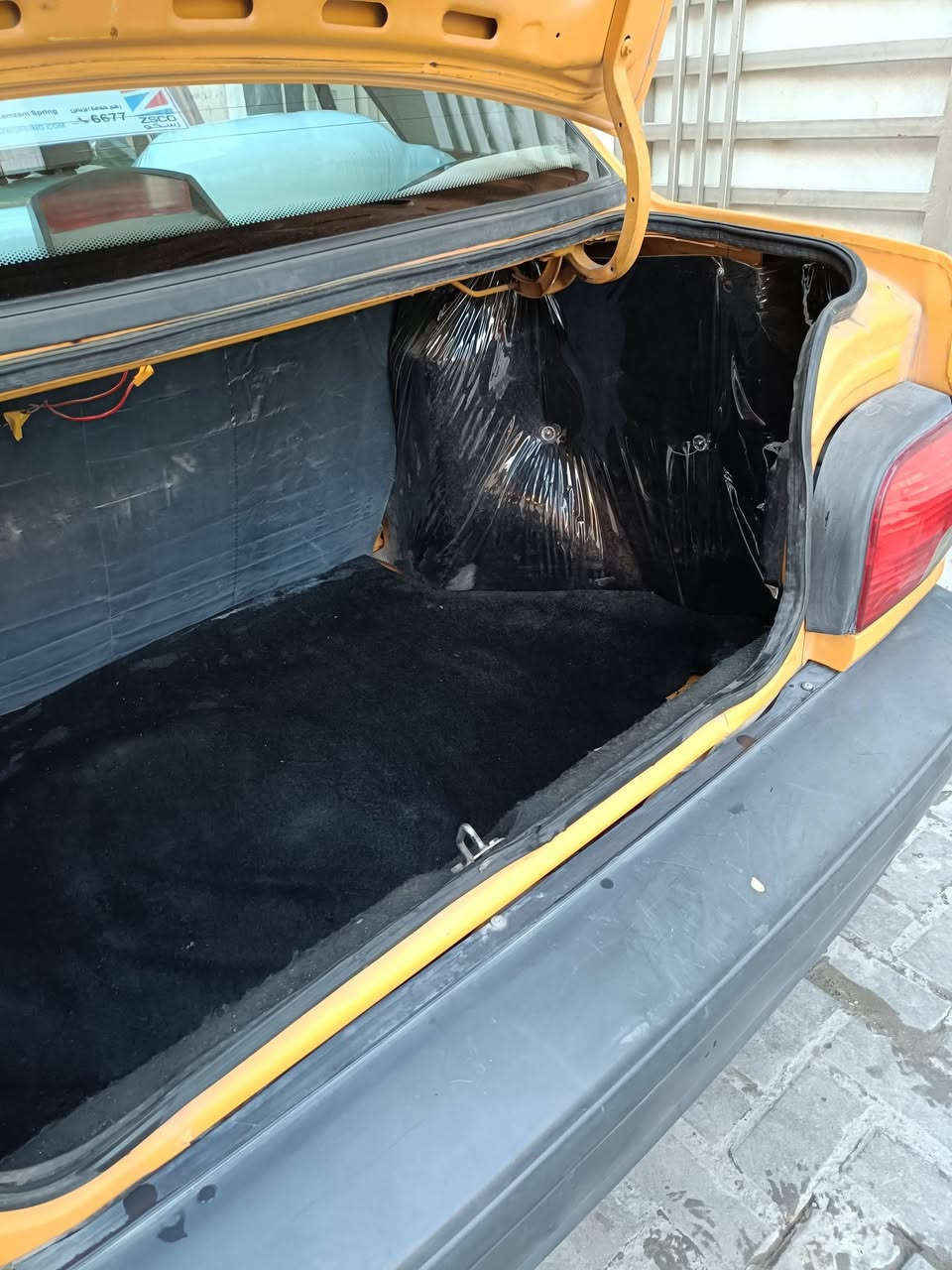 يا الله سلام عليكم شباب سايبه للبيع موديل 18 سياره بيها بس دوسه صبغ الباقي كله كفاله جديده بمعنى الكلمه مكينه كير مقفولات شواصي مقفوله سياره نصبتها حلوه سياره ماشيه 100 حقيقي سياره باسم ثاني يوم احول لك تستلم صافي سعر 50 وبيها مجال مكان الحريه هذا الرقم ***********
