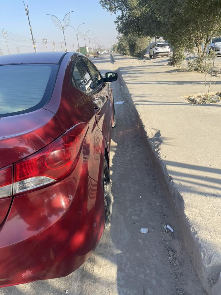 ألنترا 2012رقم بابل بأسمي سنويه ل2027
حادثه جاملغ وبنيد بدون دواخل وبيه باردمكانين بالعراق
مكينه 1800دوش وگير وتبريد خير من الله
94$وبيهه مجال
مكاني حله***********
