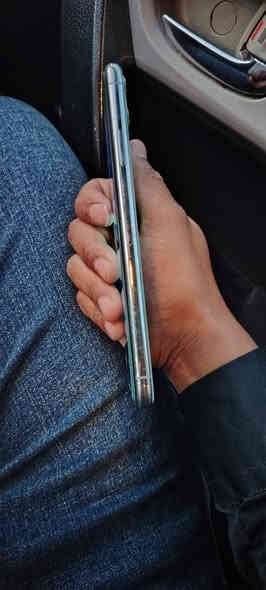 11برو ماكس بطاريه 74جهاز بلادي زلغ مابي جديد معنه لكلمه مكفول من كلشي 350بي مجال بسيط  ويا شاحنه اصليه  مكاني ديالى ***********
