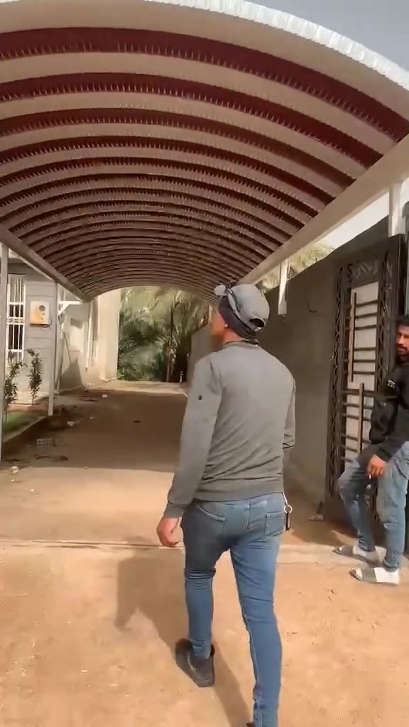 حداد متنقل لعمل مضلات الجام البلاستك وكافه أعمال الحداده *********** ***********
