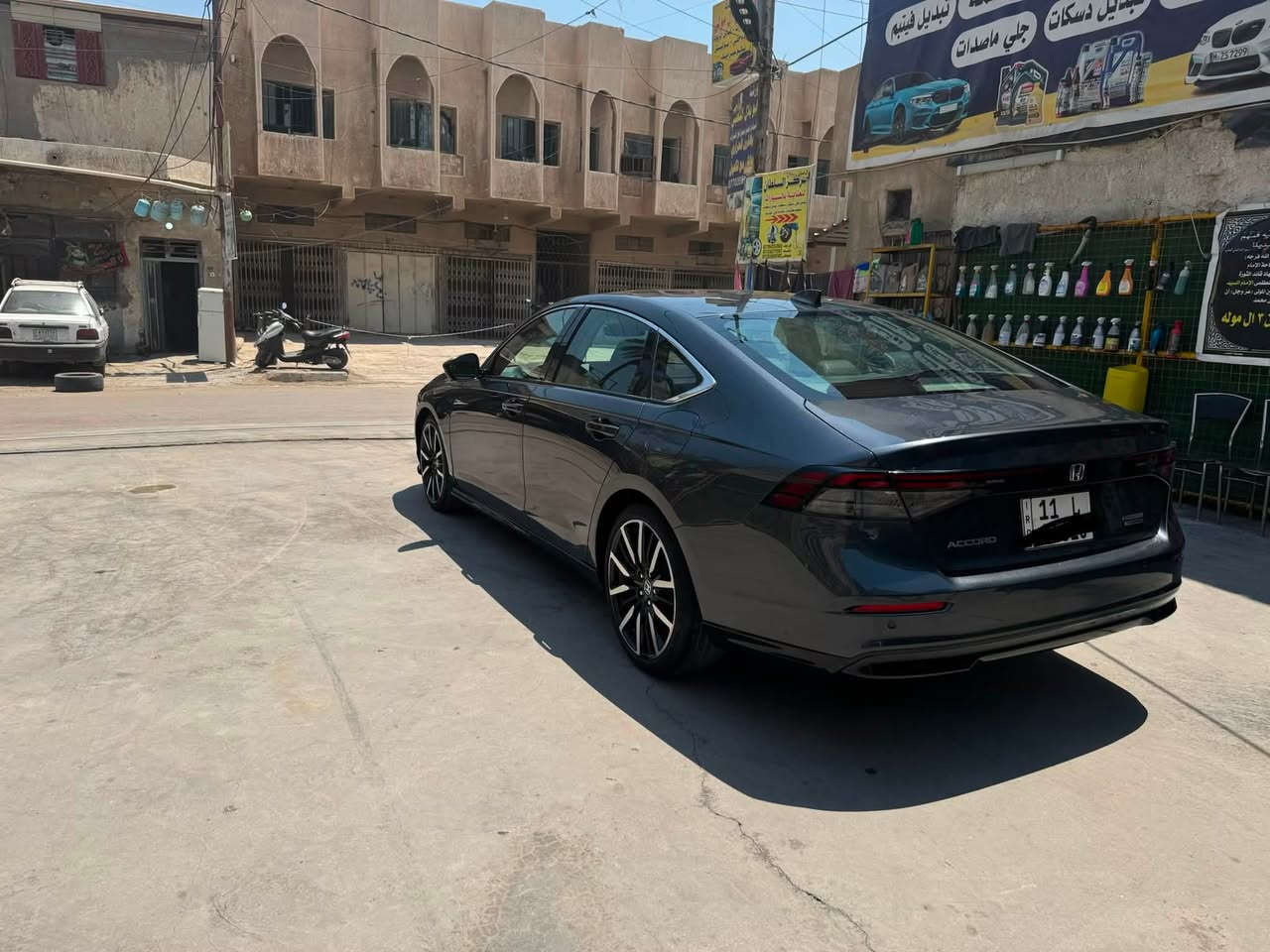 هوندا اكورد تورنك 2023 مواصفاتها معروفه فول اعلى فئه
الحادث موضح بل صور سطحي خفيف دواخل لغود سليم بجم كبس 

واجه بيها من امريكا نفس الطخه الجانب الثاني جاملغ وباب سطحي خفيف 

باسمي احولك ثاني يوم  

السياره كامله اي نقص مبيها صدر جديد مسوي

السعر 195 بيها مجال بسيط حق الجيه 

تواصل واتس ***********
