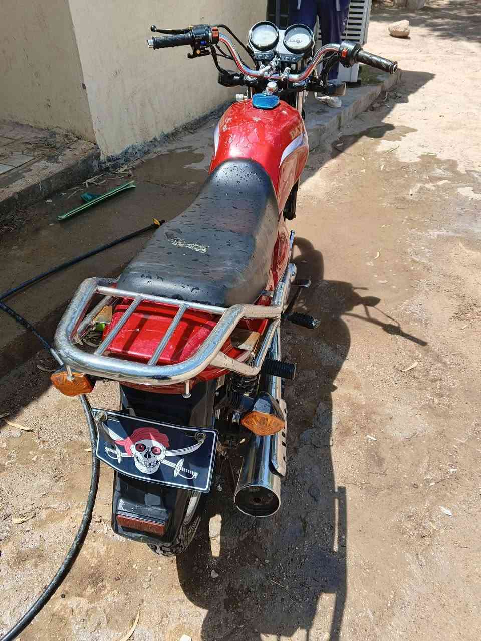 البيع وراق اصولي موديل 19 وراق كامله دراجه كلشي شغال بيهة
السعر 850وبيهة مجال الطيبين

***********

***********
