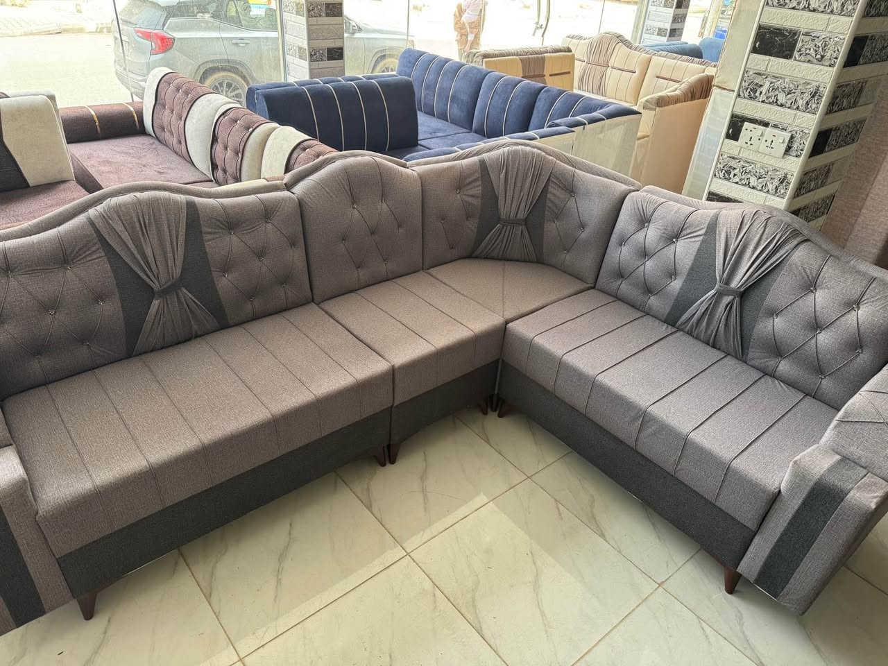 يالله اللهم صلي ع محمد وال محمد 
ديوان ٤ قطع ٦ نفر جديد ممستخدم مقعد بلوك اسود 
اسفنج ١٠سم مميز اول 
السعر ٢٩٠ 
العنوان كوت زين القوس شارع مله قرب فرن رحمه 
للستفسار ع رقم *********** واتساب اتصال 
معمل ومعرض بركات ام البنين ع💚🌸 الحال, واسط
