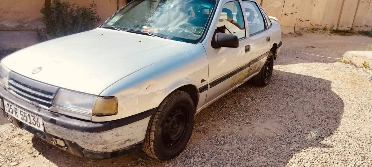 السلام عليكم للبيع أوبل فكترة 16موديل 89محرك وكير شرط صدر نص تخم تاير جديد كهربائيات كلها شغاله والكشر شوف العين السعر 35 وبيها مجال الاتصال على الرقم *********** مكان صلاح الدين تكريت العلم
